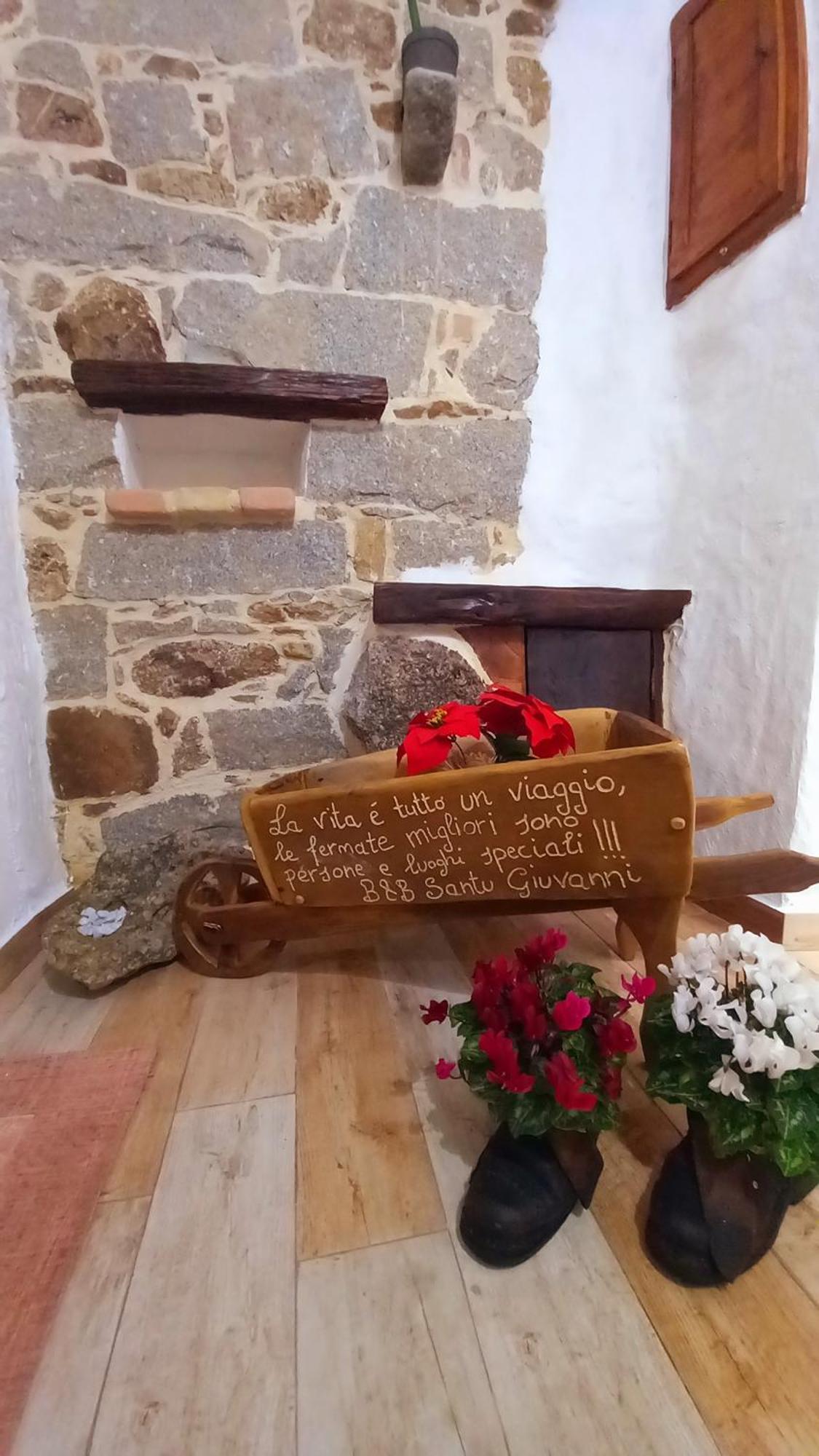 "B&B Santu Giuvanni" Fonni Exteriör bild