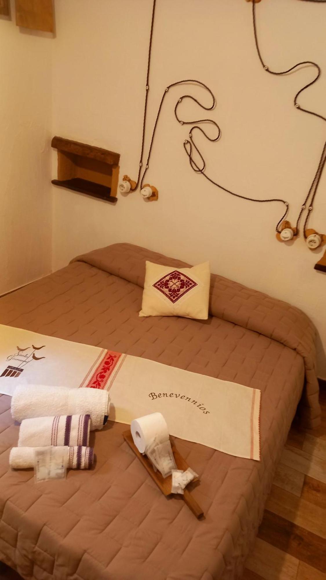"B&B Santu Giuvanni" Fonni Exteriör bild